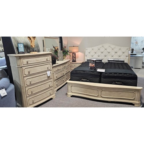 Kensington King Sleigh Bed Group